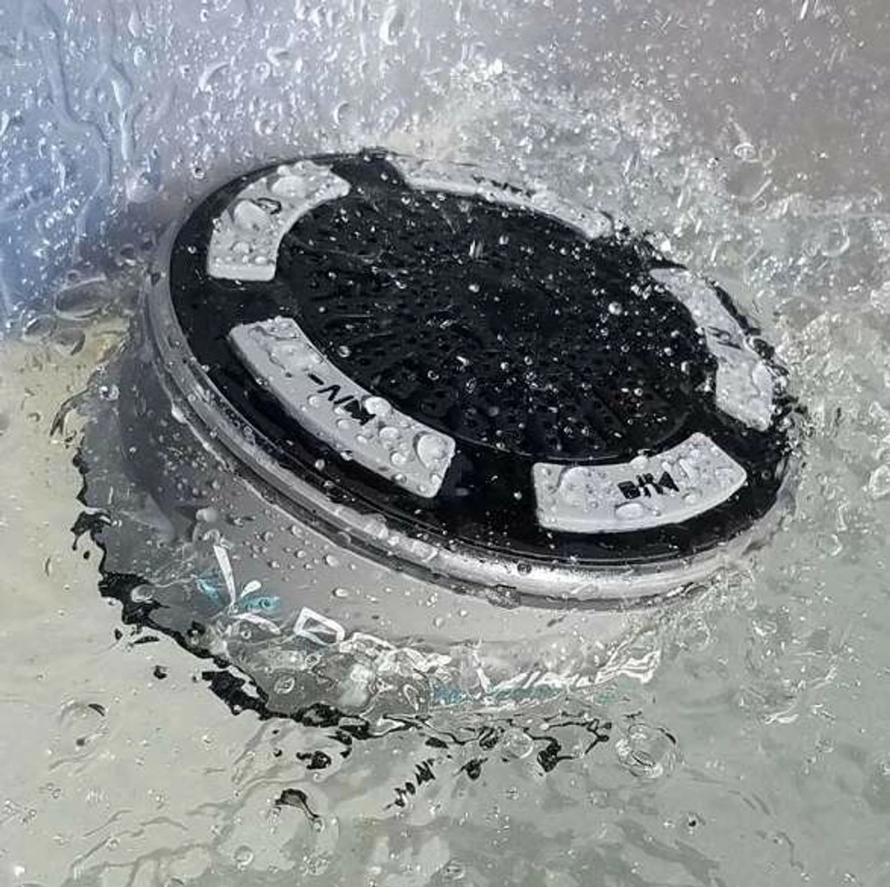 DryCASE DV-20 DryVIBES 2.0 Waterproof Speaker 6 DryCASE DV-20 DryVIBES 2.0 Waterproof Speaker - Image 4