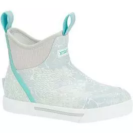 XTRATUF Women's Wheelhouse 6" Ankle Deck Boot 3 XTRATUF Women's Wheelhouse 6" Ankle Deck Boot